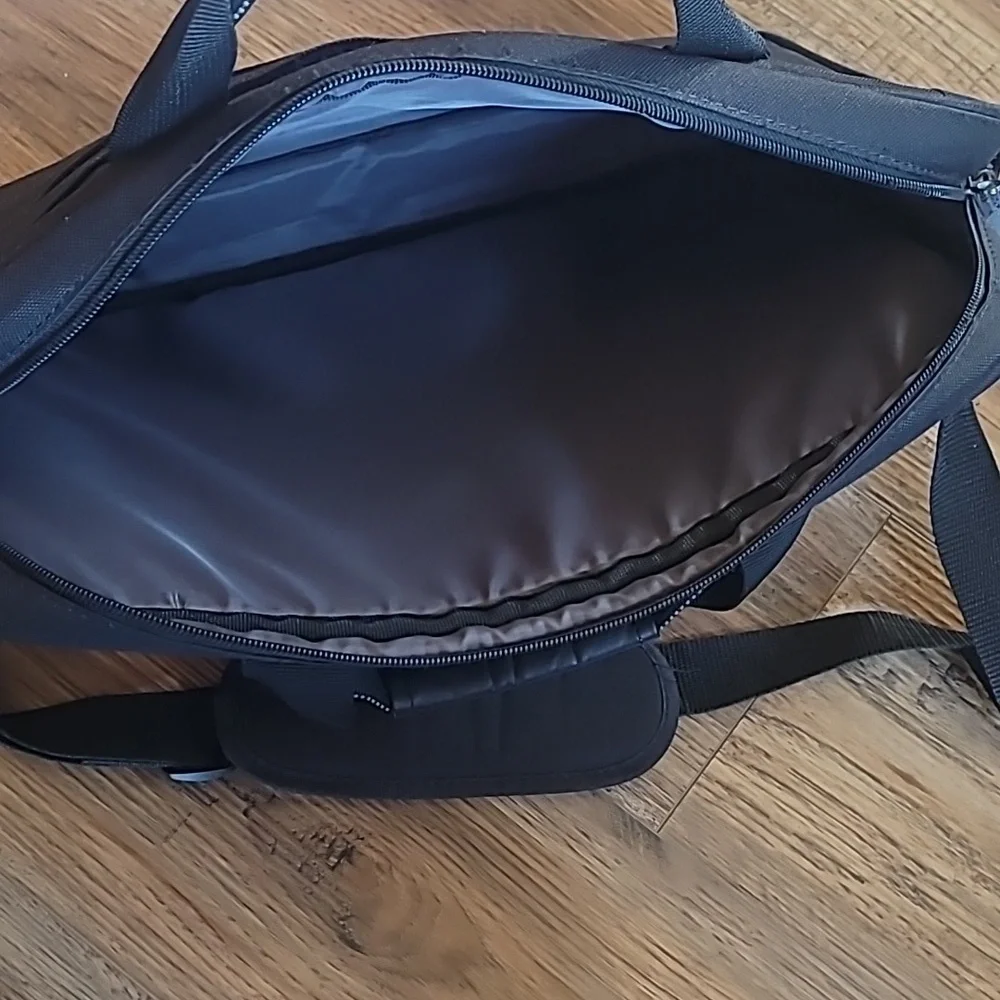Targus Black Laptop Bag, Silver Accents